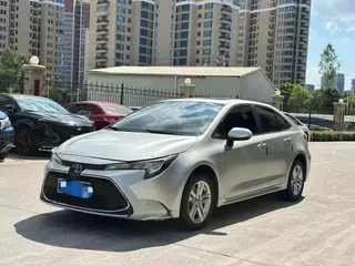 Toyota Levin 2021 185T CVT Роскошная версия