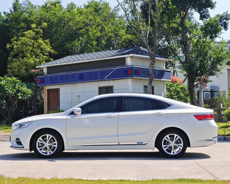 Geely Borui 2018 1.5T MHEV Version Yaoxiang extérieur photo 7 Geely Borui 2018 1.5T MHEV Version Yaoxiang extérieur photo 7