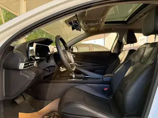 Hyundai Elantra 2023 1.5L CVT GLX Elite Edition interior photo 9 Hyundai Elantra 2023 1.5L CVT GLX Elite Edition interior photo 9