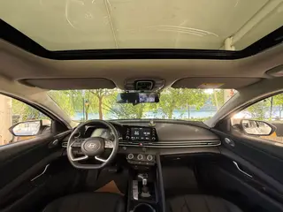 Hyundai Elantra 2023 1.5L CVT GLX Elite Edition interior photo 13 Hyundai Elantra 2023 1.5L CVT GLX Elite Edition interior photo 13