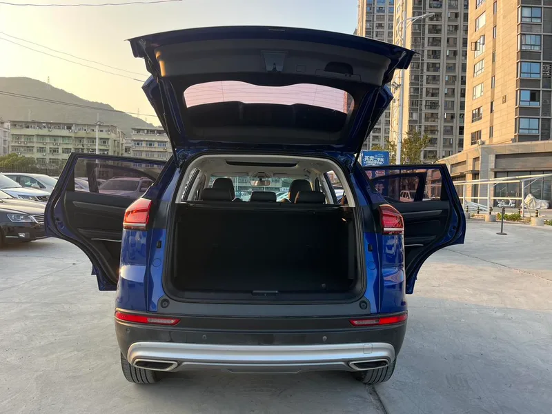 Geely Boyue 2020 1.8TD DCT Мудрость PRO интерьер фото 18