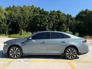 Geely Preface 2026 2.0T Oriental Yao full moon version exterior photo 4 Geely Preface 2026 2.0T Oriental Yao full moon version exterior photo 4