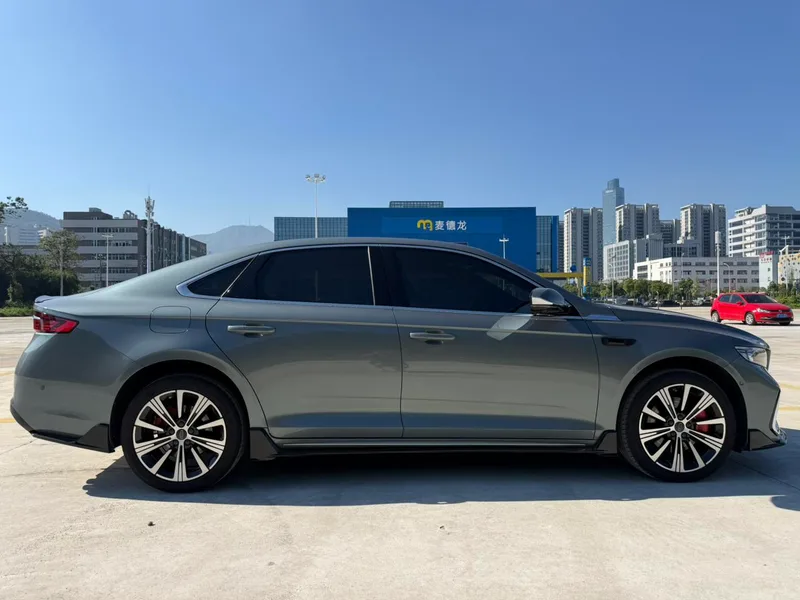 Geely Preface 2026 2.0T Oriental Yao full moon version exterior photo 8 Geely Preface 2026 2.0T Oriental Yao full moon version exterior photo 8