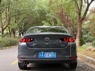 Mazda Mazda3 Axela 2023 2.0L Автоматическая качественная версия экстерьер фото 5