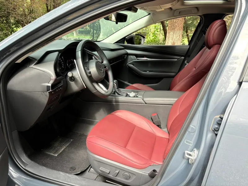 Mazda Mazda3 Axela 2023 2.0L Автоматическая качественная версия экстерьер фото 6