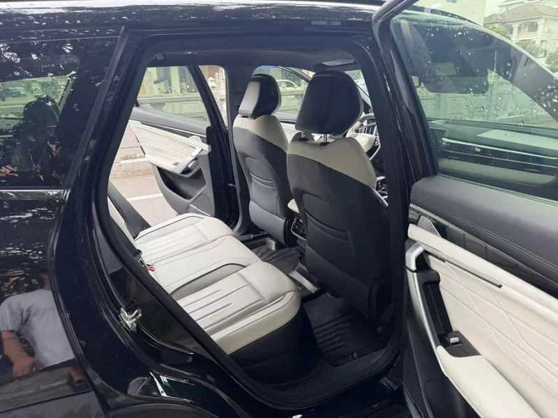 Geely Boyue L 2023 1.5T Thor Hi·F Super wisdom interior photo 10