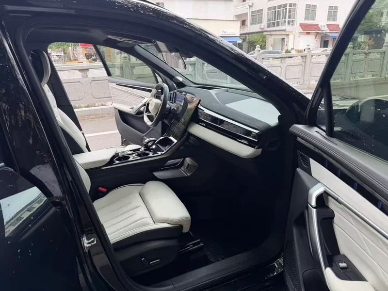 Geely Boyue L 2023 1.5T Thor Hi·F Super wisdom interior photo 11