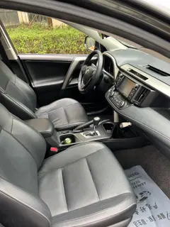Toyota RAV4 2016 2.0L CVT Versión Zhishang con tracción en dos ruedas interior foto 7 Toyota RAV4 2016 2.0L CVT Versión Zhishang con tracción en dos ruedas interior foto 7