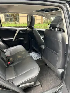 Toyota RAV4 2016 2.0L CVT Versión Zhishang con tracción en dos ruedas interior foto 8 Toyota RAV4 2016 2.0L CVT Versión Zhishang con tracción en dos ruedas interior foto 8