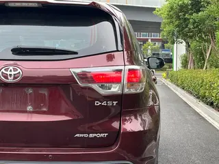 Toyota Highlander 2017 2.0T Édition de luxe à quatre roues motrices 7 Siège extérieur photo 6 Toyota Highlander 2017 2.0T Édition de luxe à quatre roues motrices 7 Siège extérieur photo 6