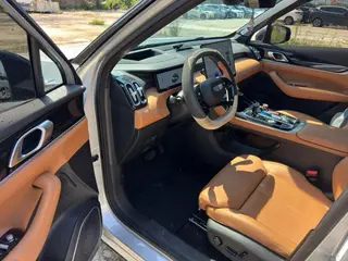 Geely Boyue L 2025 Quatrième génération 1.5TD DCT Splendid extérieur photo 4 Geely Boyue L 2025 Quatrième génération 1.5TD DCT Splendid extérieur photo 4