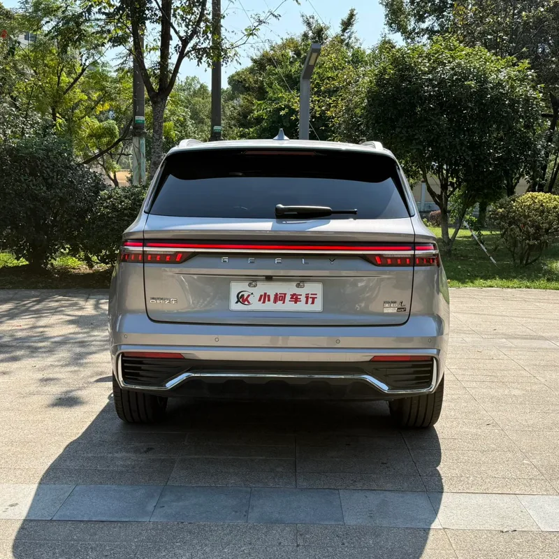 Geely Monjaro 2026 2.0TD Alta potencia automática de tracción en dos ruedas Oriental Yao Lanxing Edition exterior foto 4 Geely Monjaro 2026 2.0TD Alta potencia automática de tracción en dos ruedas Oriental Yao Lanxing Edition exterior foto 4