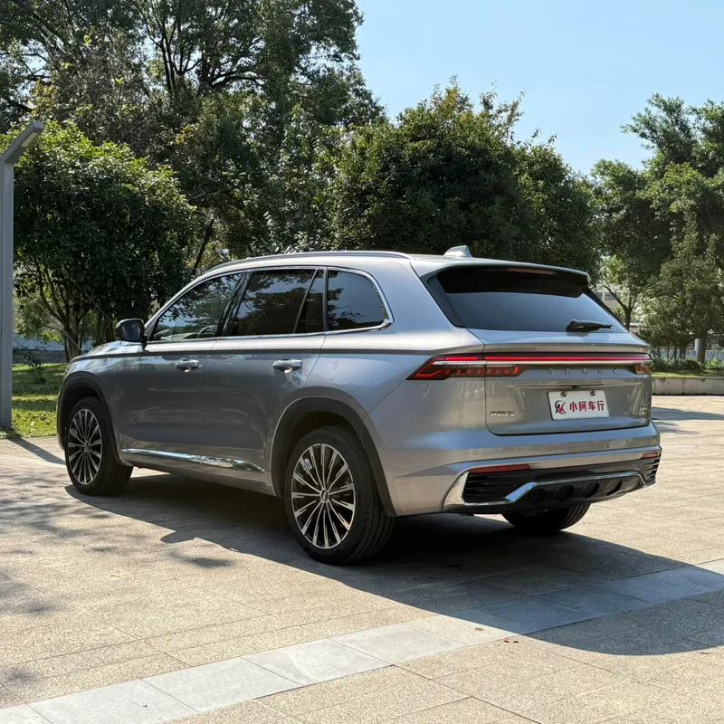 Geely Monjaro 2026 2.0TD Alta potencia automática de tracción en dos ruedas Oriental Yao Lanxing Edition exterior foto 6 Geely Monjaro 2026 2.0TD Alta potencia automática de tracción en dos ruedas Oriental Yao Lanxing Edition exterior foto 6
