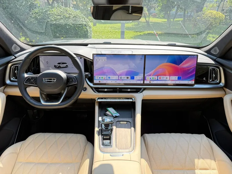 Geely Monjaro 2026 2.0TD Alta potencia automática de tracción en dos ruedas Oriental Yao Lanxing Edition interior foto 19 Geely Monjaro 2026 2.0TD Alta potencia automática de tracción en dos ruedas Oriental Yao Lanxing Edition interior foto 19