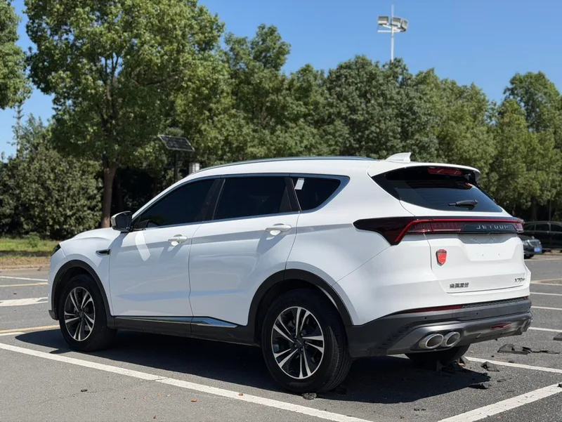 Jetour X70 PLUS 2021 1.5T DCT Гора 5 Кресло экстерьер фото 5 Jetour X70 PLUS 2021 1.5T DCT Гора 5 Кресло экстерьер фото 5