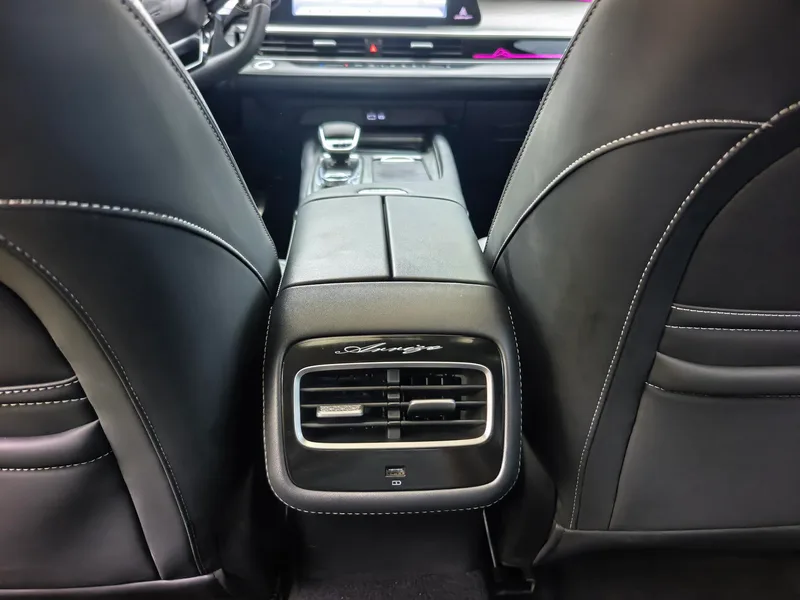 Chery Arrizo 8 2023 Высокоэнергетическая версия 2.0T DCT Джин интерьер фото 11 Chery Arrizo 8 2023 Высокоэнергетическая версия 2.0T DCT Джин интерьер фото 11