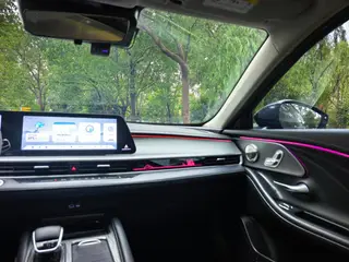 Chery Arrizo 8 2023 Высокоэнергетическая версия 2.0T DCT Джин интерьер фото 14 Chery Arrizo 8 2023 Высокоэнергетическая версия 2.0T DCT Джин интерьер фото 14