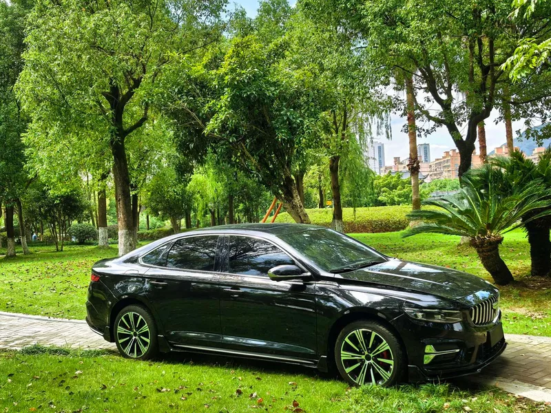 Geely Preface 2025 1.5T Oriental Yao Kunlun Edition exterior photo 3 Geely Preface 2025 1.5T Oriental Yao Kunlun Edition exterior photo 3