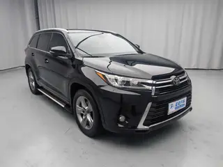 Toyota Highlander 2018 2.0T Four-wheel drive Premium Edition 7 seat Country VI exterior photo 3 Toyota Highlander 2018 2.0T Four-wheel drive Premium Edition 7 seat Country VI exterior photo 3