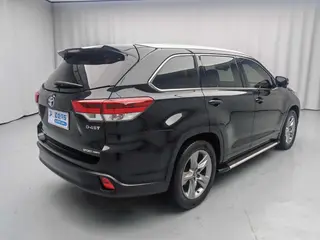 Toyota Highlander 2018 2.0T Four-wheel drive Premium Edition 7 seat Country VI exterior photo 5 Toyota Highlander 2018 2.0T Four-wheel drive Premium Edition 7 seat Country VI exterior photo 5