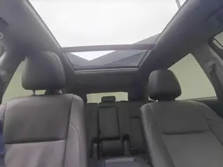 Toyota Highlander 2018 2.0T Four-wheel drive Premium Edition 7 seat Country VI interior photo 20 Toyota Highlander 2018 2.0T Four-wheel drive Premium Edition 7 seat Country VI interior photo 20