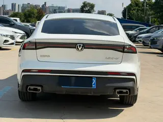 Changan UNI-V 2024 1.5T Премиальная комплектация экстерьер фото 5 Changan UNI-V 2024 1.5T Премиальная комплектация экстерьер фото 5