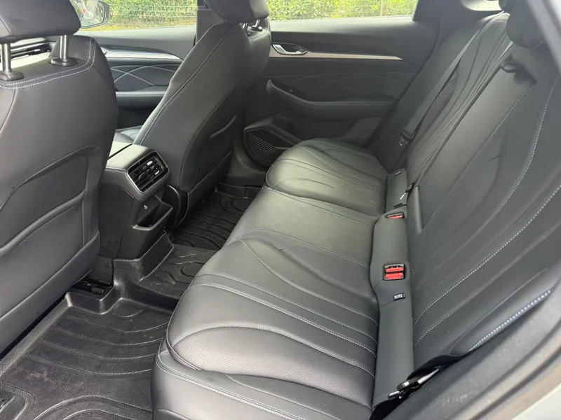 Geely Preface 2026 1.5T Oriental Yao Kunlun Edition exterior photo 8 Geely Preface 2026 1.5T Oriental Yao Kunlun Edition exterior photo 8