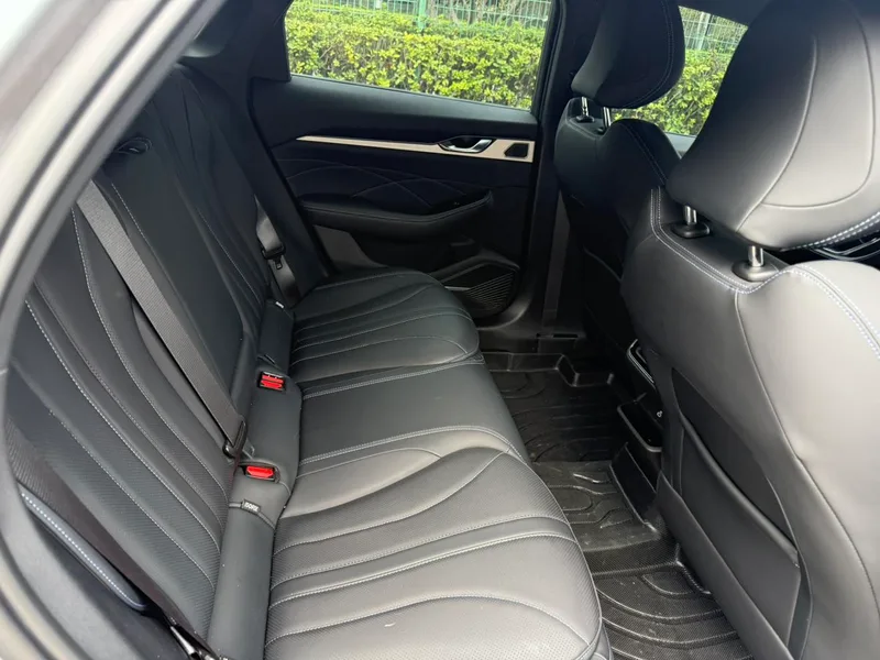 Geely Preface 2026 1.5T Oriental Yao Kunlun Edition interior photo 9 Geely Preface 2026 1.5T Oriental Yao Kunlun Edition interior photo 9