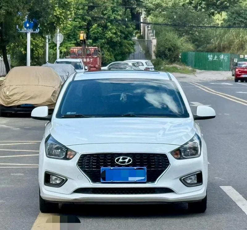Hyundai Reina 2017 1.4L Version de saut automatique Pays V extérieur photo 2