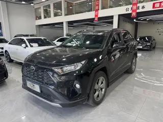 Toyota RAV4 2021 2.0L CVT Два ветра Plus Версия