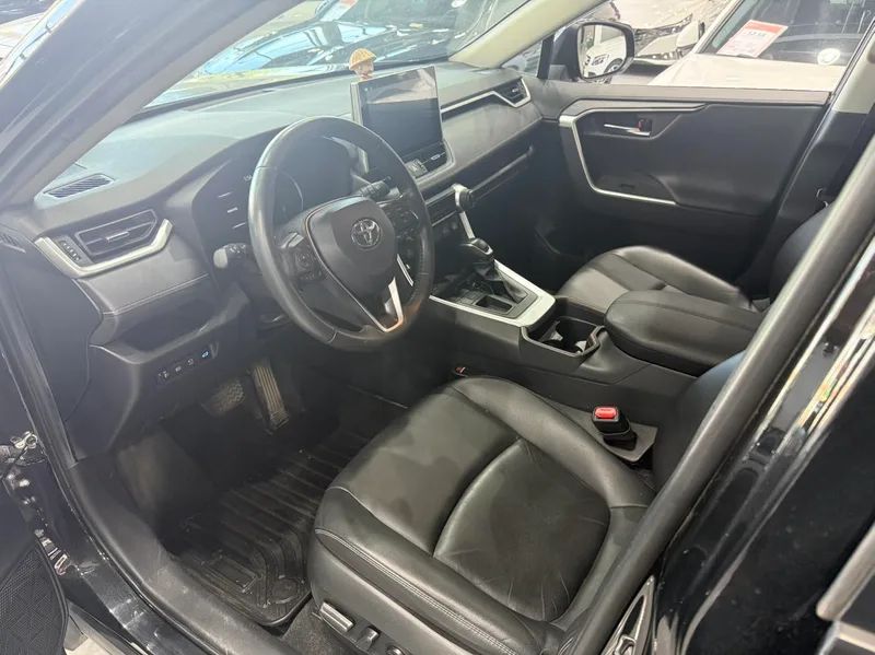 Toyota RAV4 2021 2.0L CVT Два ветра Plus Версия экстерьер фото 3