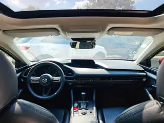 Mazda Mazda3 Axela 2021 1.5L automatic quality version interior photo 12 Mazda Mazda3 Axela 2021 1.5L automatic quality version interior photo 12