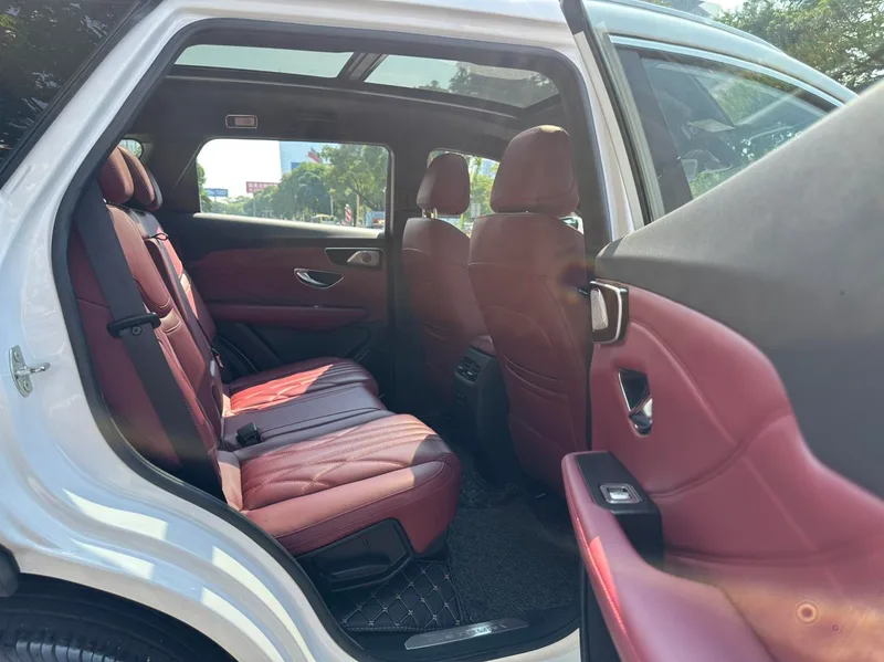 Jetour X70 PLUS 2025 1.5T 7DCT Флагманская версия 7 Кресло экстерьер фото 9 Jetour X70 PLUS 2025 1.5T 7DCT Флагманская версия 7 Кресло экстерьер фото 9