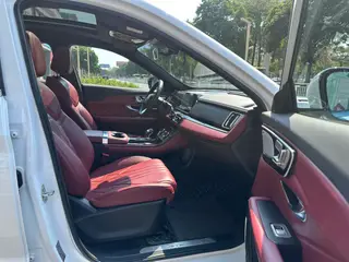 Jetour X70 PLUS 2025 1.5T 7DCT Флагманская версия 7 Кресло экстерьер фото 10 Jetour X70 PLUS 2025 1.5T 7DCT Флагманская версия 7 Кресло экстерьер фото 10