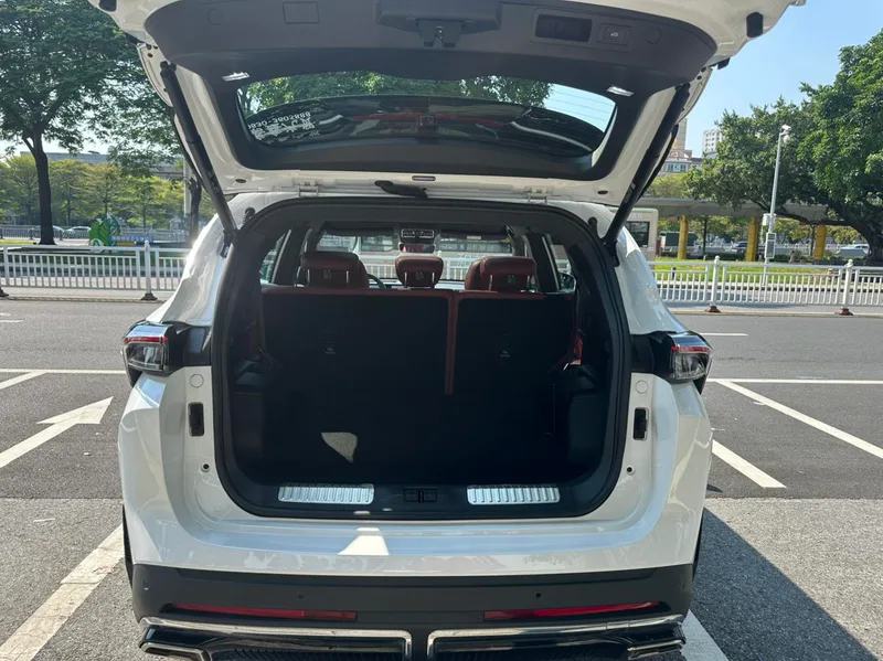 Jetour X70 PLUS 2025 1.5T 7DCT Флагманская версия 7 Кресло интерьер фото 18 Jetour X70 PLUS 2025 1.5T 7DCT Флагманская версия 7 Кресло интерьер фото 18