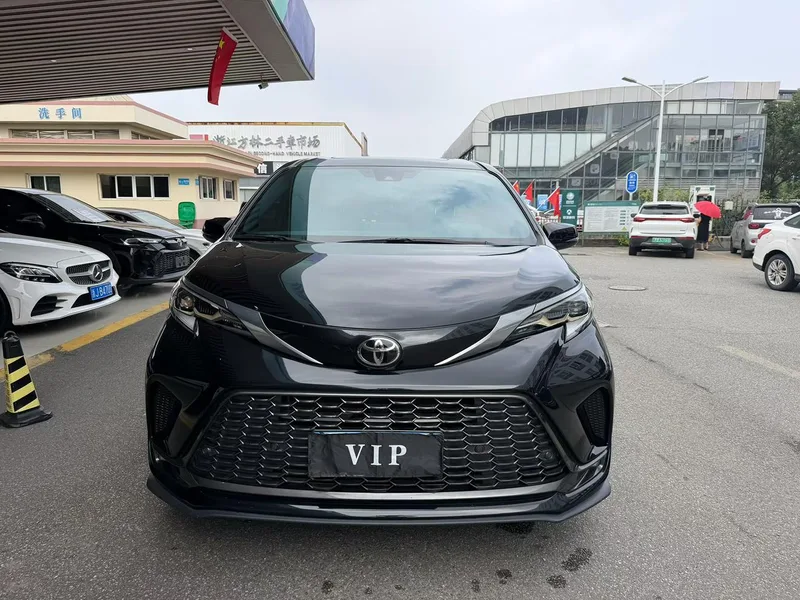 Toyota Granvia 2024 Интеллектуальный электрический смешанный двойной 2.5L Двухприводная люксовая версия экстерьер фото 2 Toyota Granvia 2024 Интеллектуальный электрический смешанный двойной 2.5L Двухприводная люксовая версия экстерьер фото 2