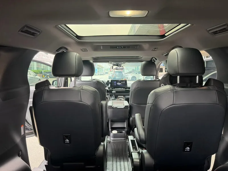 Toyota Granvia 2024 Интеллектуальный электрический смешанный двойной 2.5L Двухприводная люксовая версия интерьер фото 7 Toyota Granvia 2024 Интеллектуальный электрический смешанный двойной 2.5L Двухприводная люксовая версия интерьер фото 7