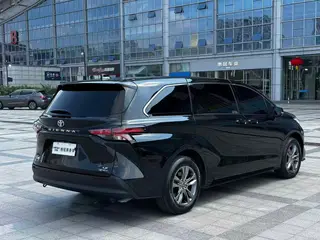 Toyota Sienna 2024 Doble motor 2.5L Versión cómoda exterior foto 5