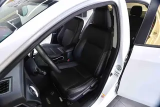 Toyota Levin 2018 185T CVT Version de luxe intérieur photo 7 Toyota Levin 2018 185T CVT Version de luxe intérieur photo 7