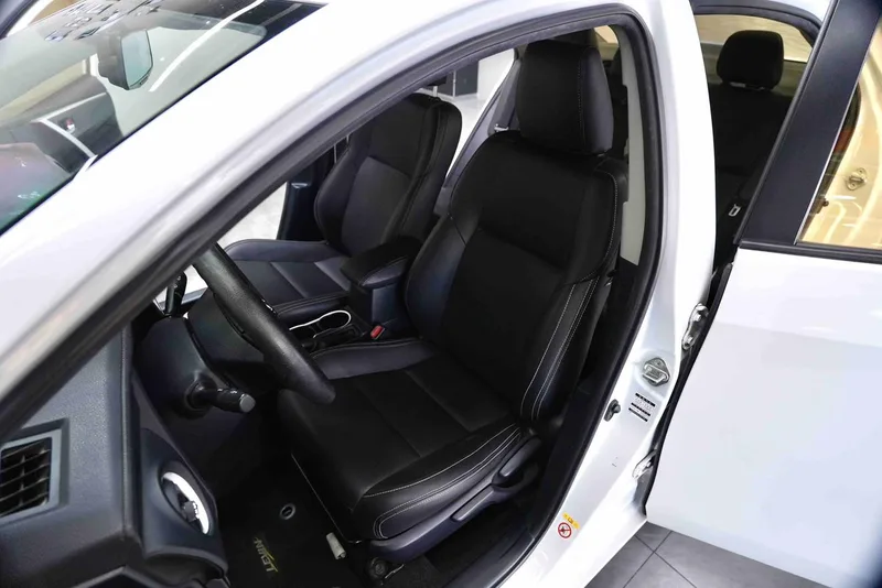 Toyota Levin 2018 185T CVT Version de luxe intérieur photo 7 Toyota Levin 2018 185T CVT Version de luxe intérieur photo 7