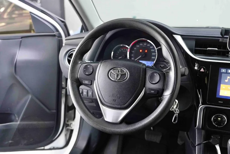 Toyota Levin 2018 185T CVT Version de luxe intérieur photo 9 Toyota Levin 2018 185T CVT Version de luxe intérieur photo 9