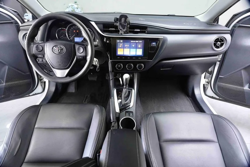 Toyota Levin 2018 185T CVT Version de luxe intérieur photo 12 Toyota Levin 2018 185T CVT Version de luxe intérieur photo 12