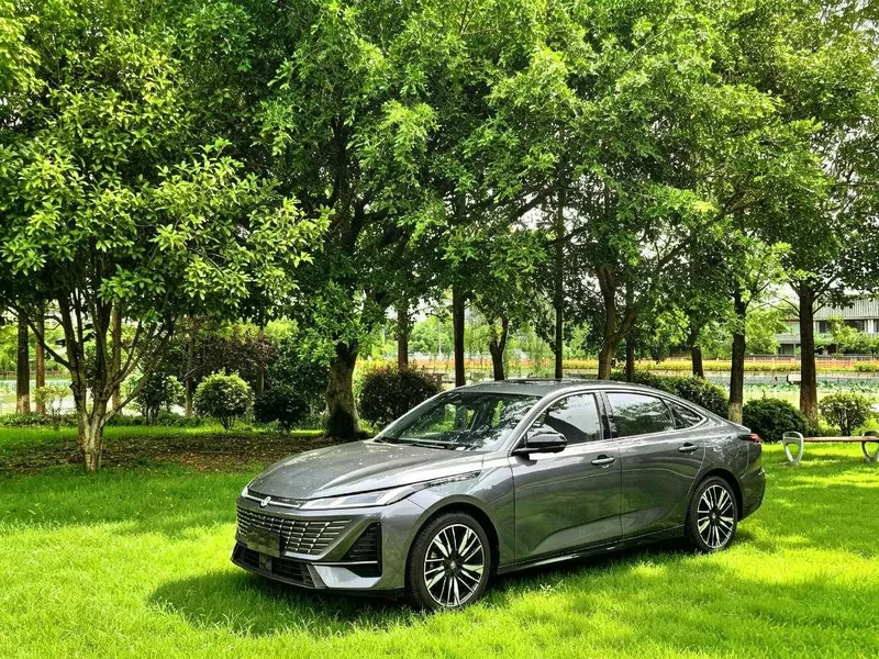 Changan Eado 2026 Четвертое поколение 1.5T DCT 500Bar Тип Yuexiang экстерьер фото 1 Changan Eado 2026 Четвертое поколение 1.5T DCT 500Bar Тип Yuexiang экстерьер фото 1