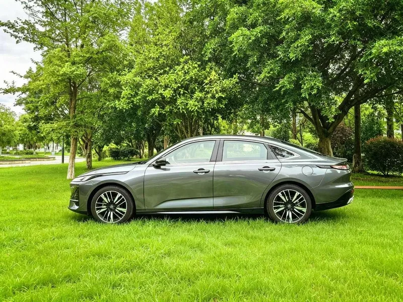 Changan Eado 2026 Четвертое поколение 1.5T DCT 500Bar Тип Yuexiang экстерьер фото 7 Changan Eado 2026 Четвертое поколение 1.5T DCT 500Bar Тип Yuexiang экстерьер фото 7