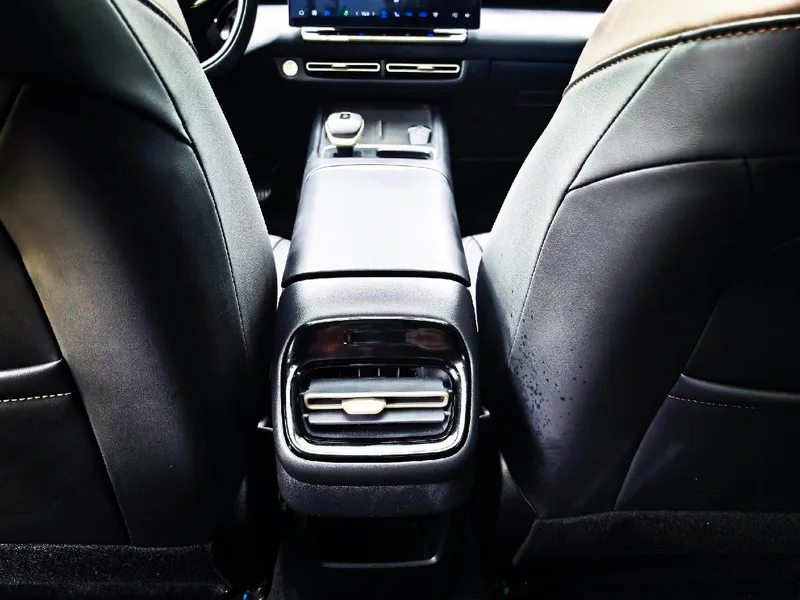 Changan Eado 2026 Четвертое поколение 1.5T DCT 500Bar Тип Yuexiang интерьер фото 10 Changan Eado 2026 Четвертое поколение 1.5T DCT 500Bar Тип Yuexiang интерьер фото 10