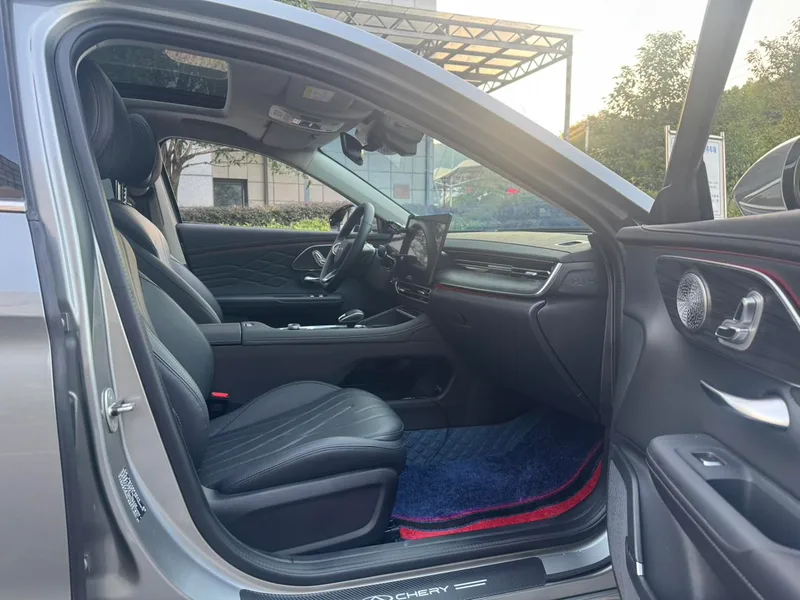 Chery Arrizo 8 PRO 2025 1.6T DCT Confortable extérieur photo 9 Chery Arrizo 8 PRO 2025 1.6T DCT Confortable extérieur photo 9