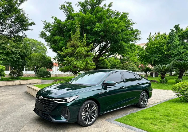 Chery Arrizo 8 2023 Versión de alta energía 2.0T DCT Imperial exterior foto 1 Chery Arrizo 8 2023 Versión de alta energía 2.0T DCT Imperial exterior foto 1