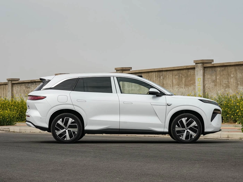 BYD Tang L 2025 DM 200KM Four-wheel drive lidar flagship exterior photo 8 BYD Tang L 2025 DM 200KM Four-wheel drive lidar flagship exterior photo 8