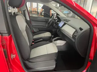 Skoda Fabia 2017 1.4L Automatic car version interior photo 8 Skoda Fabia 2017 1.4L Automatic car version interior photo 8