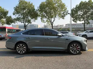 Geely Preface 2026 2.0T Восточный Яо Wangwang версия экстерьер фото 4
